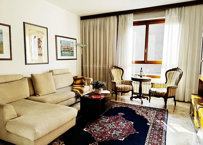 Casa Kolbe 8 , Milano Centro M4